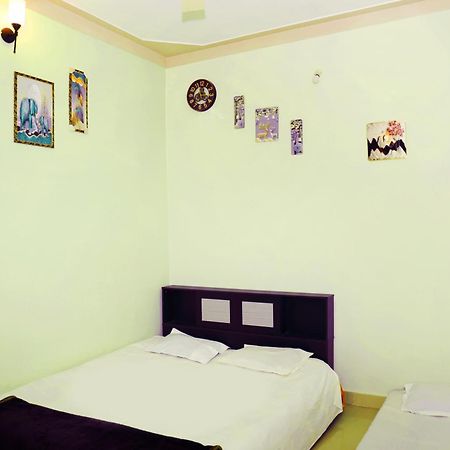 Shree Vinayak Guest House Ujjain Zewnętrze zdjęcie